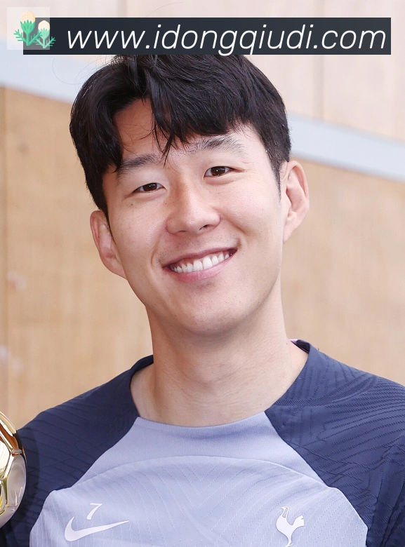 劳塔罗·马丁内斯